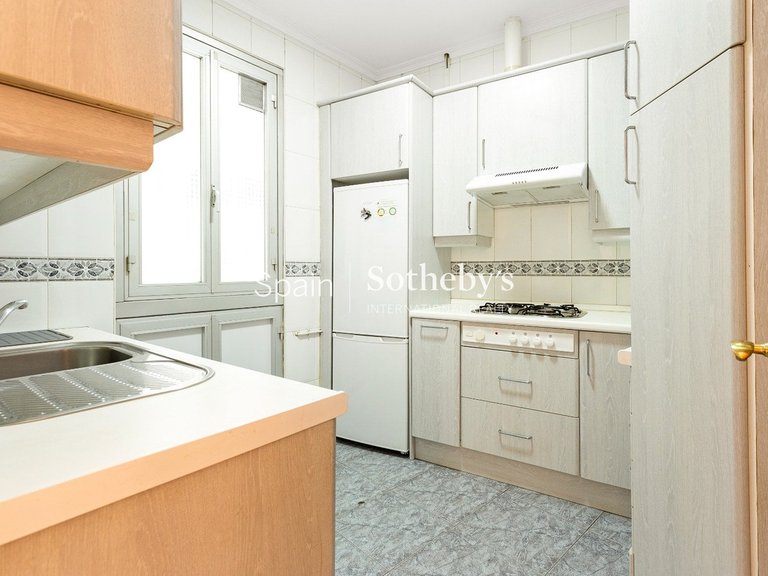 Apartment for Sale in Madrid, Madrid 23