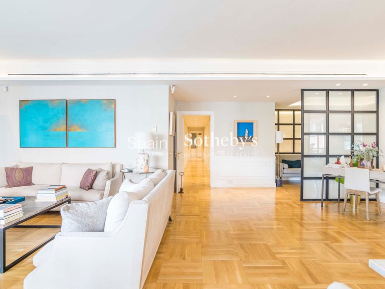 Apartment for Sale in Madrid, Madrid 5