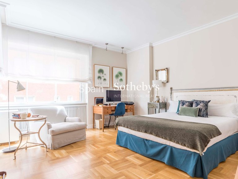 Apartment for Sale in Madrid, Madrid 28