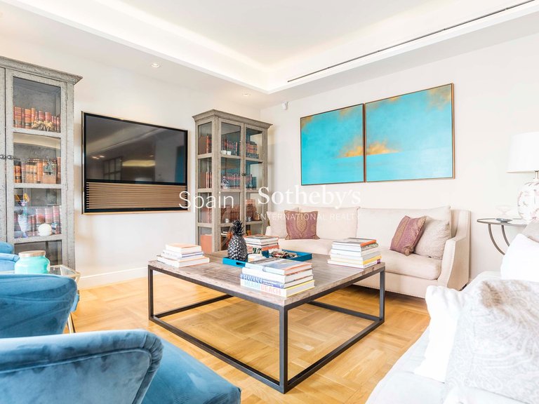 Apartment for Sale in Madrid, Madrid 8