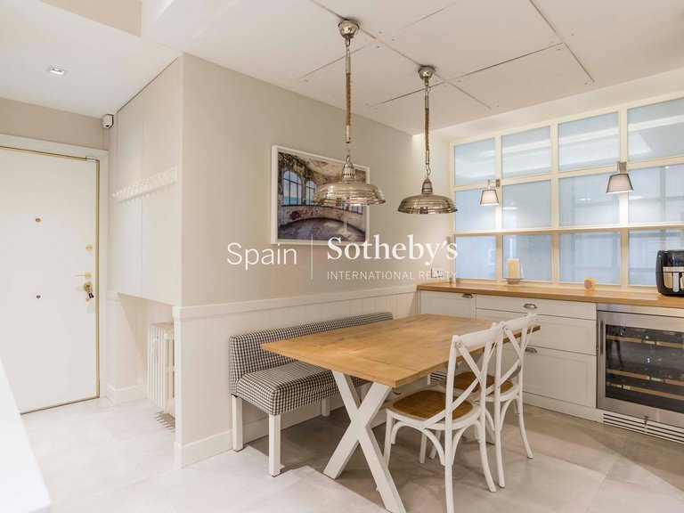 Apartment for Sale in Madrid, Madrid 24