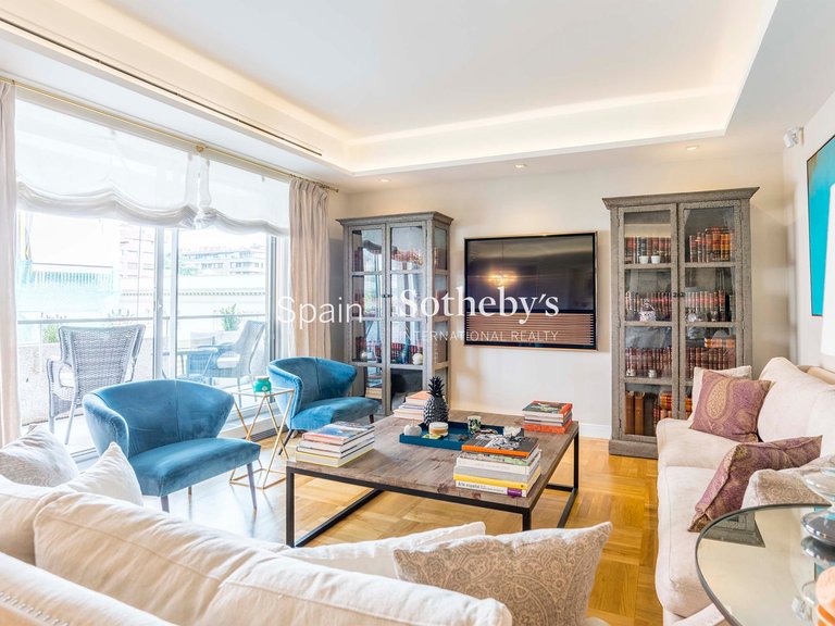 Apartment for Sale in Madrid, Madrid 2