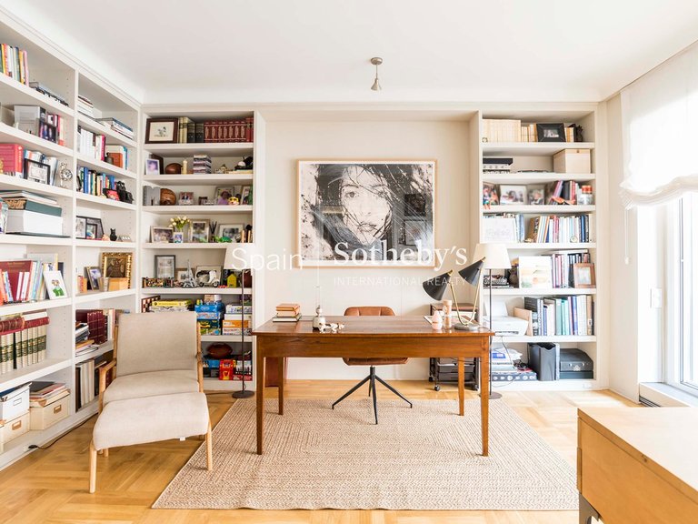 Apartment for Sale in Madrid, Madrid 11