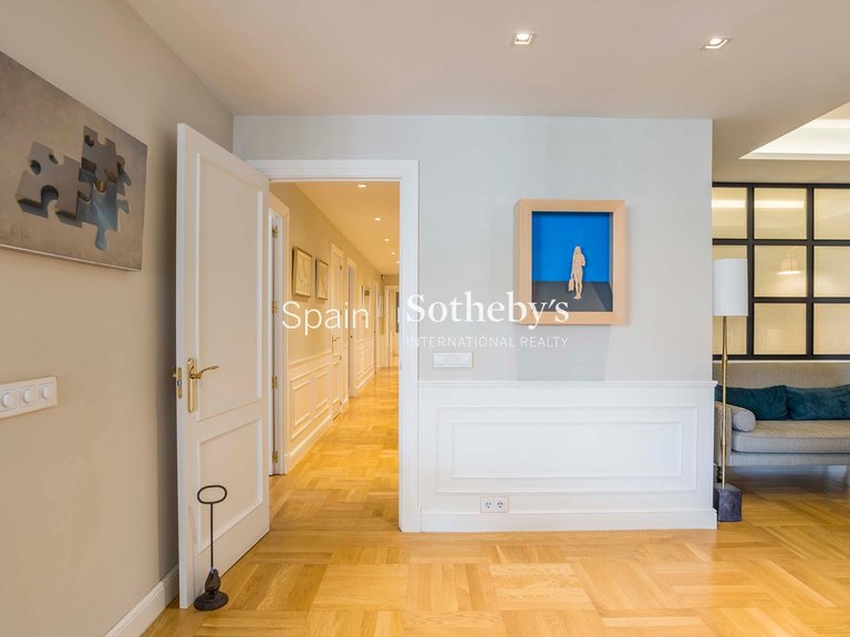 Apartment for Sale in Madrid, Madrid 19