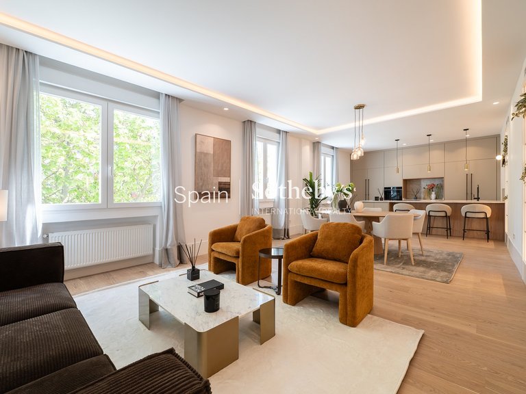 Apartment for Sale in Madrid, Madrid 2