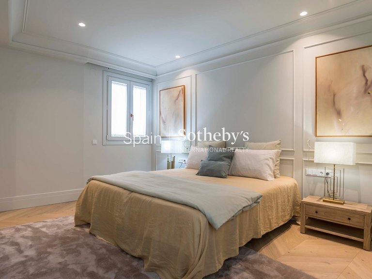 Apartment for Sale in Madrid, Madrid 32