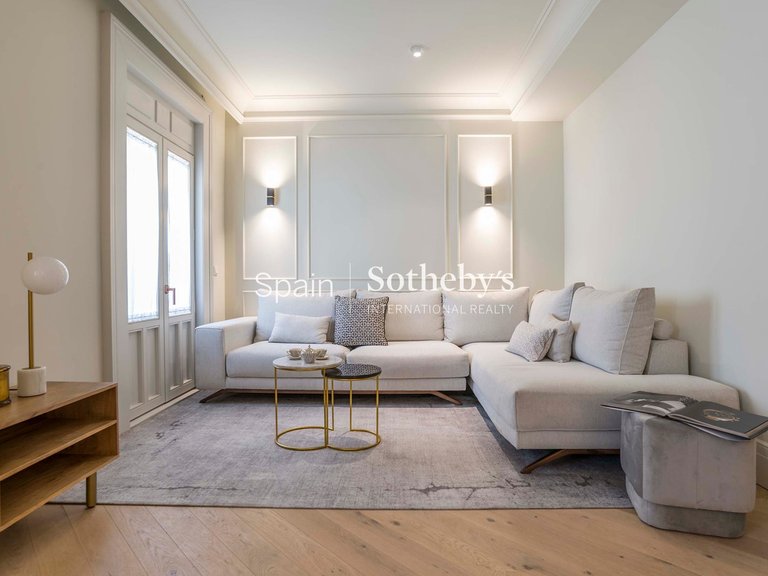 Apartment for Sale in Madrid, Madrid 6