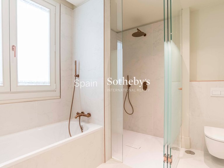 Apartment for Sale in Madrid, Madrid 26
