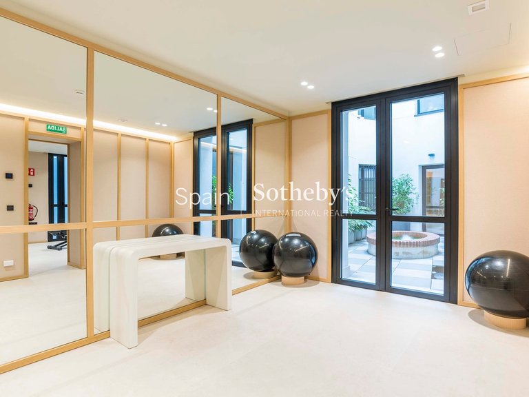 Apartment for Sale in Madrid, Madrid 35