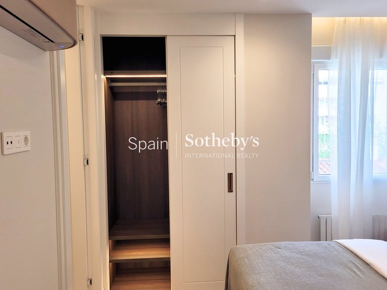 Apartment for Sale in Madrid, Madrid 24