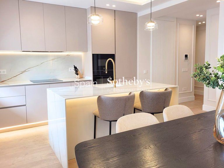Apartment for Sale in Madrid, Madrid 37
