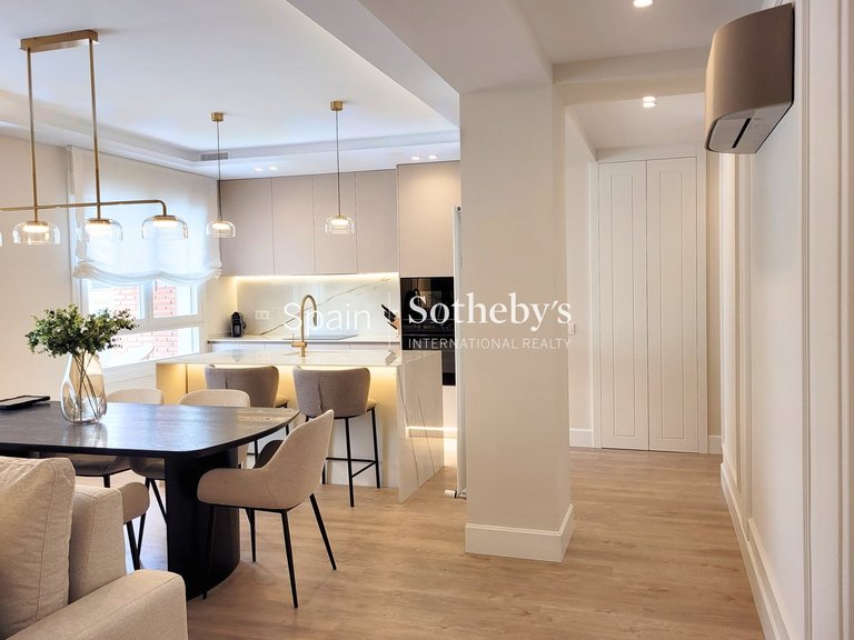 Apartment for Sale in Madrid, Madrid 38