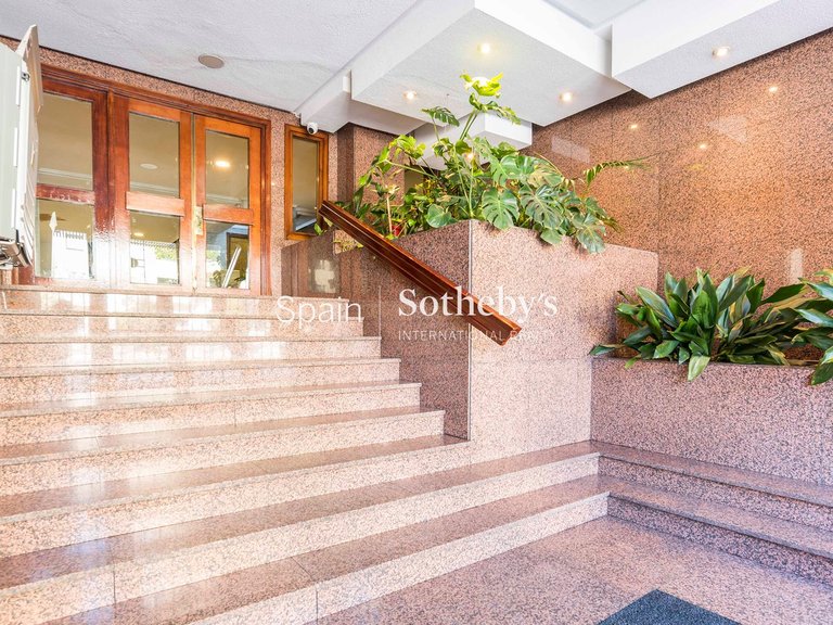 Apartment for Sale in Madrid, Madrid 41
