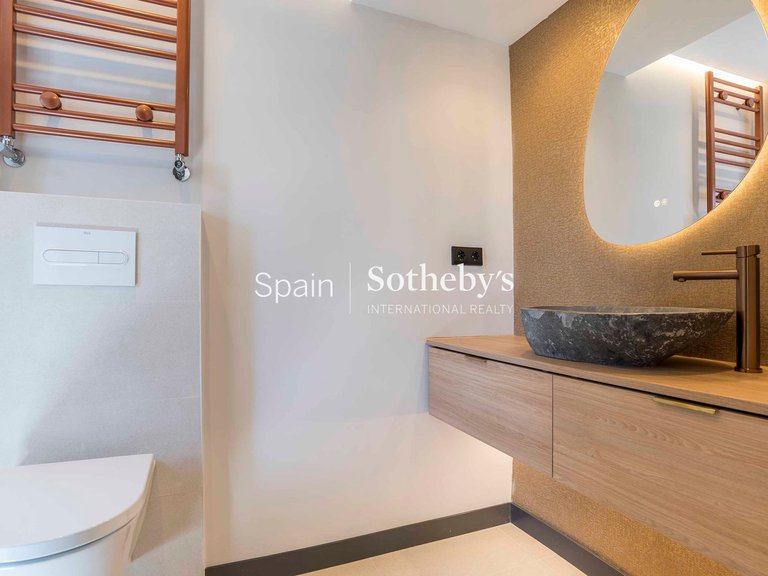 Apartment for Sale in Madrid, Madrid 22