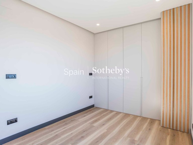 Apartment for Sale in Madrid, Madrid 21