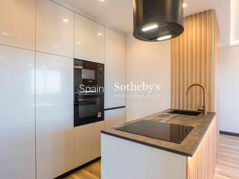 Apartment for Sale in Madrid, Madrid 34