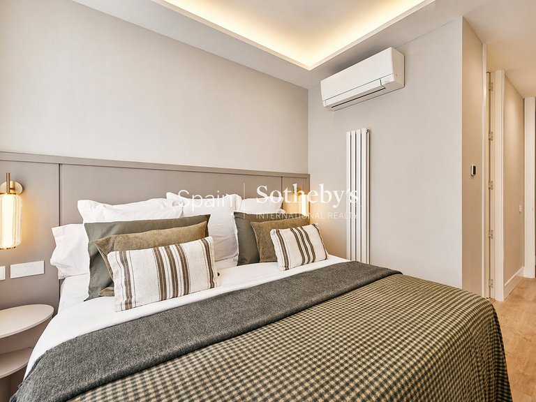 Apartment for Sale in Madrid, Madrid 24