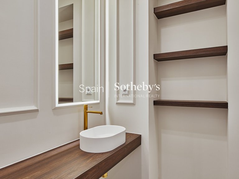 Apartment for Sale in Madrid, Madrid 14
