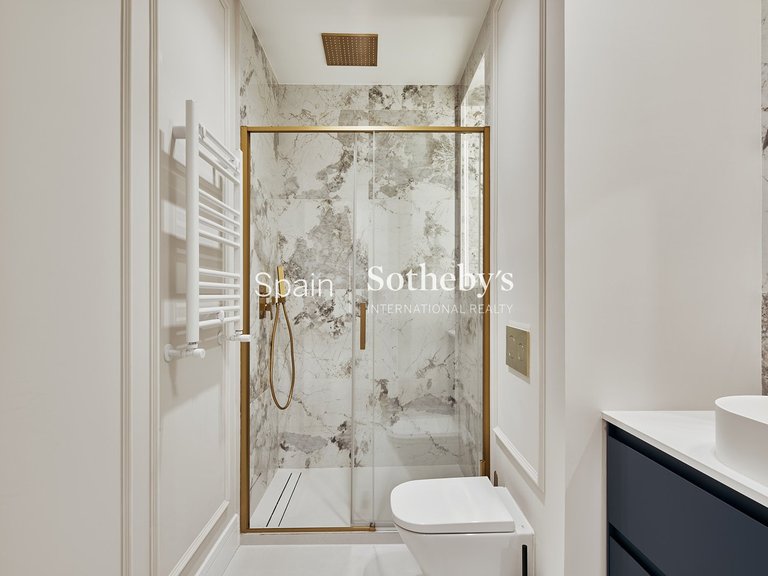 Apartment for Sale in Madrid, Madrid 9