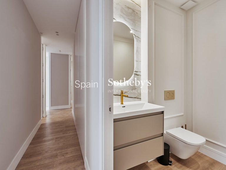 Apartment for Sale in Madrid, Madrid 33
