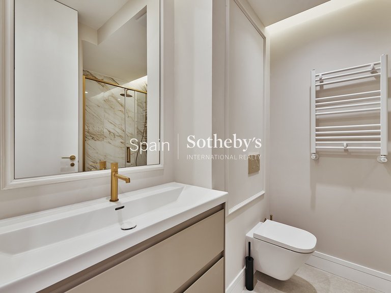 Apartment for Sale in Madrid, Madrid 23