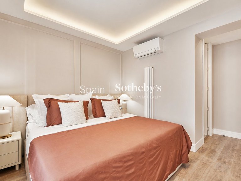 Apartment for Sale in Madrid, Madrid 12