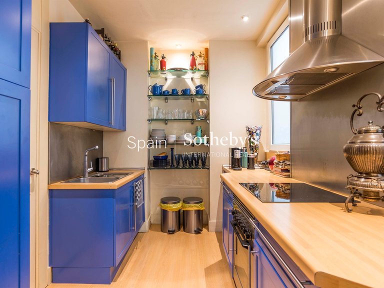 Apartment for Sale in Madrid, Madrid 24