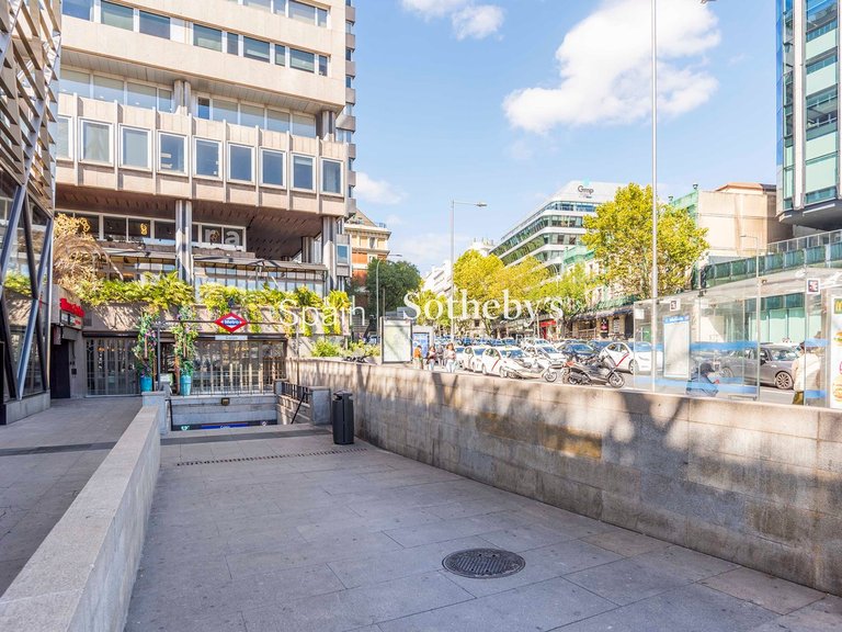 Apartment for Sale in Madrid, Madrid 12