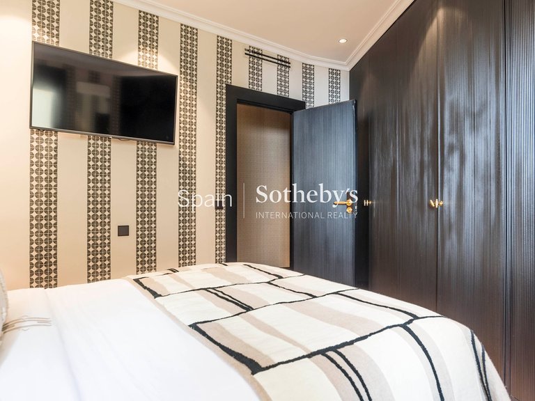 Apartment for Sale in Madrid, Madrid 27