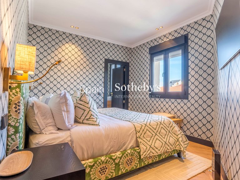 Apartment for Sale in Madrid, Madrid 21