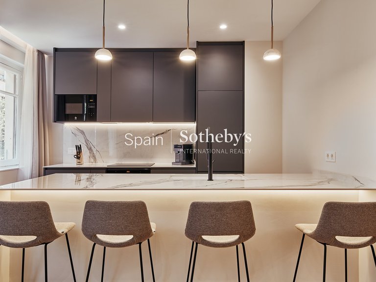 Apartment for Sale in Madrid, Madrid 5