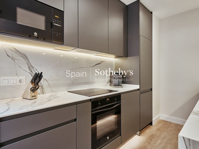 Apartment for Sale in Madrid, Madrid 10