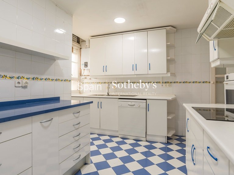 Apartment for Sale in Madrid, Madrid 13