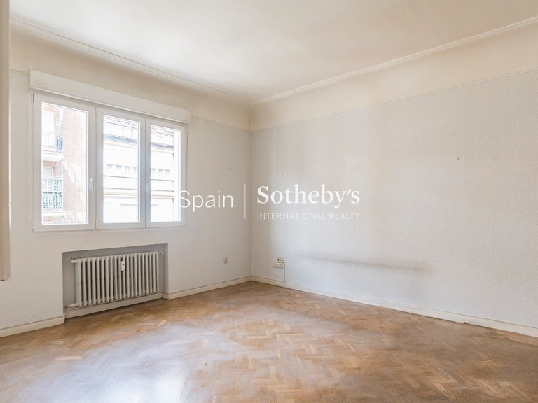 Apartment for Sale in Madrid, Madrid 10