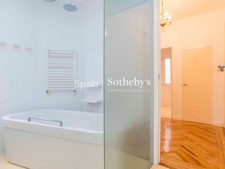 Apartment for Sale in Madrid, Madrid 31