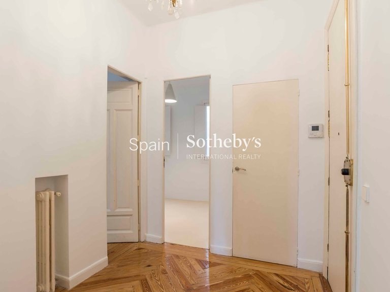 Apartment for Sale in Madrid, Madrid 39