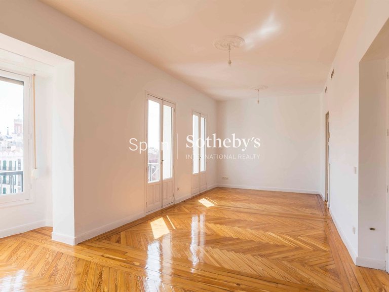 Apartment for Sale in Madrid, Madrid 6
