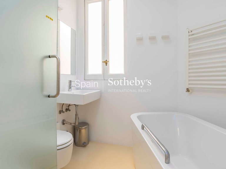 Apartment for Sale in Madrid, Madrid 21