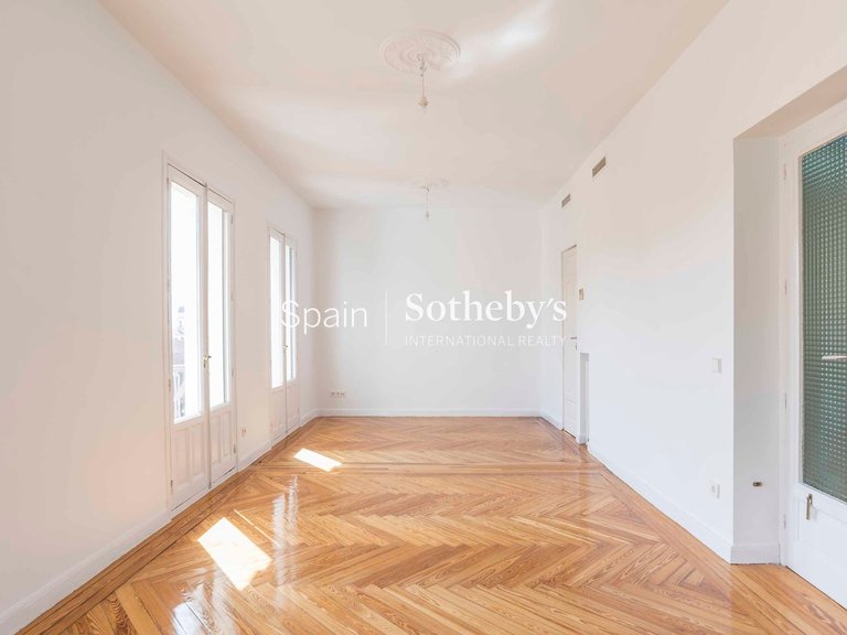 Apartment for Sale in Madrid, Madrid 8