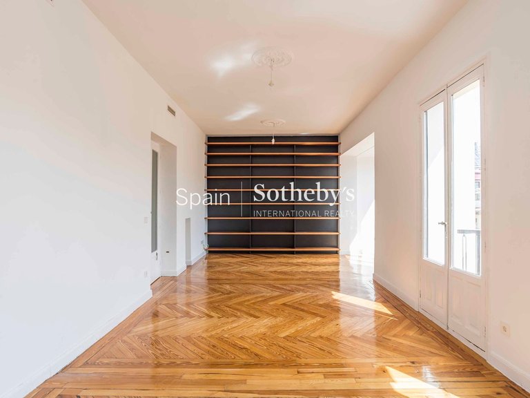 Apartment for Sale in Madrid, Madrid 41