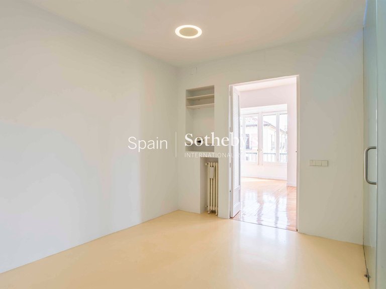 Apartment for Sale in Madrid, Madrid 34