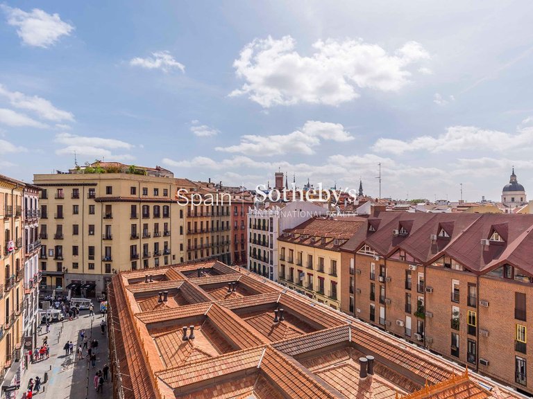 Apartment for Sale in Madrid, Madrid 11