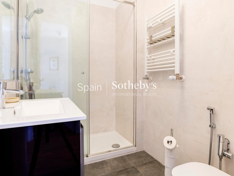 Penthouse for Sale in Madrid, Madrid 25