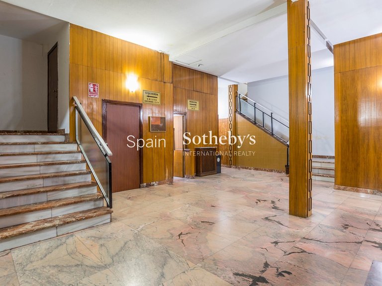 Penthouse for Sale in Madrid, Madrid 33