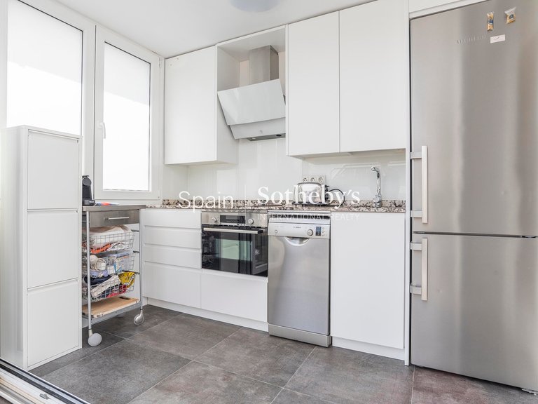 Penthouse for Sale in Madrid, Madrid 28