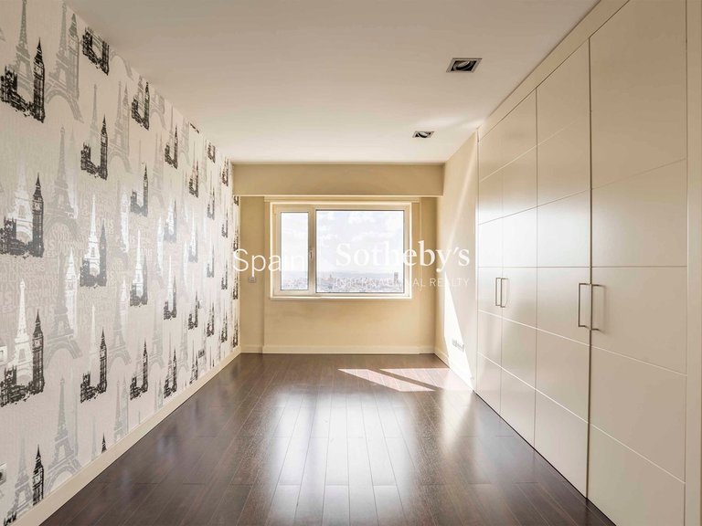 Apartment for Rent in Madrid, Madrid 16