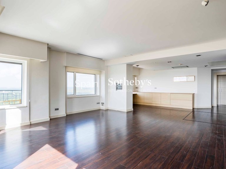 Apartment for Rent in Madrid, Madrid 24
