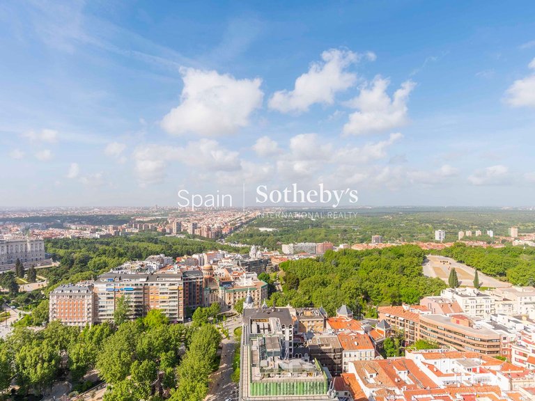Apartment for Rent in Madrid, Madrid 3