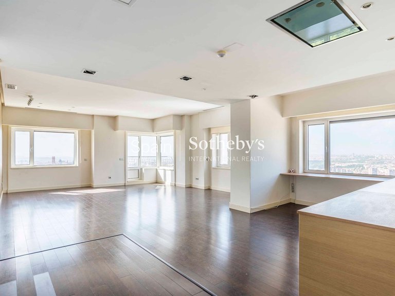 Apartment for Rent in Madrid, Madrid 13
