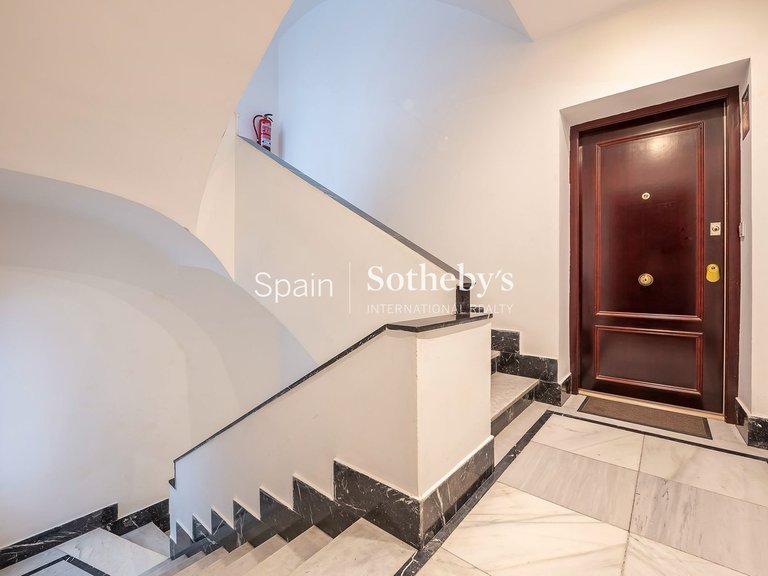 Apartment for Sale in Madrid, Madrid 32